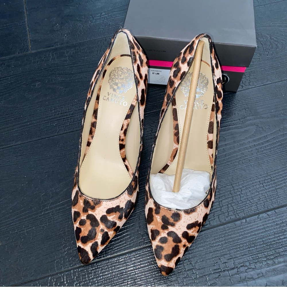 Vince Camuto Haircalf Block Heel Pumps Sz 8.5M Candera Animal Leopard Print New - Picture 9 of 16